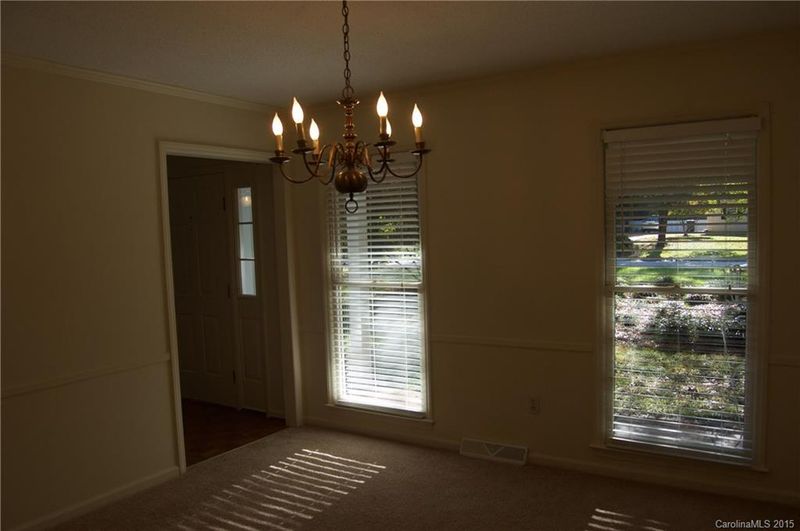 1160 Candlelight Dr, Rock Hill, SC 29732