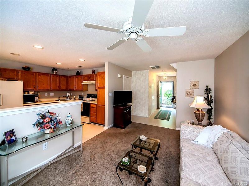8512 Southgate Commons Dr, Charlotte, NC 28277