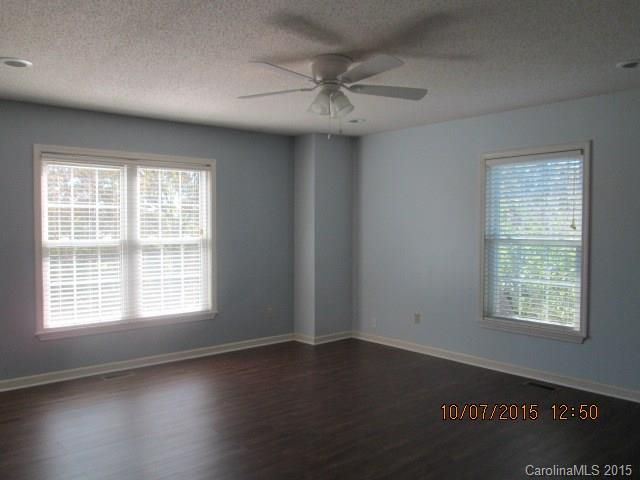 1328 Pear Dr, Conover, NC 28613