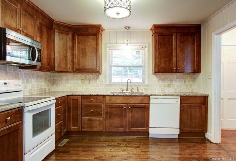 6963 Oakstone Pl, Charlotte, NC 28210