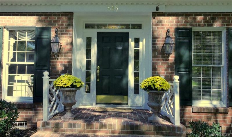 818 Charter Pl, Charlotte, NC 28211