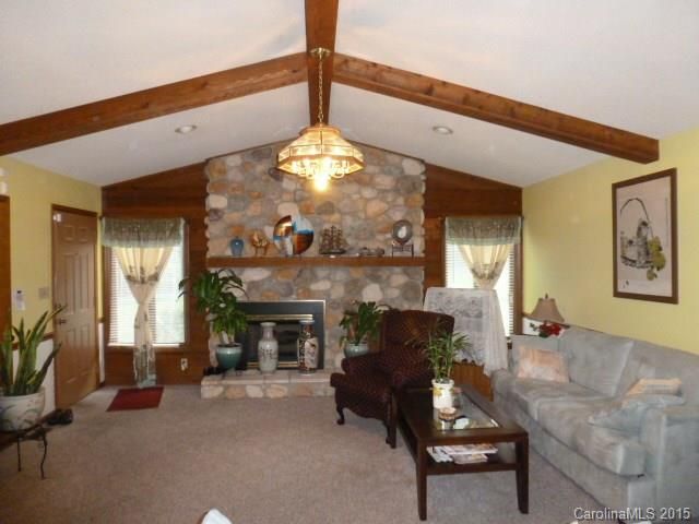718 Canterbury Dr, Lancaster, SC 29720