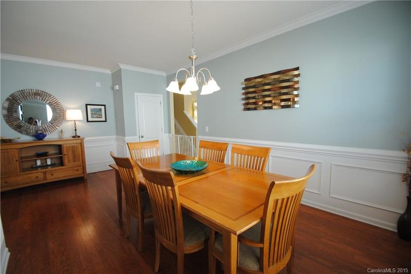 1005 Fleming Ln, Matthews, NC 28104