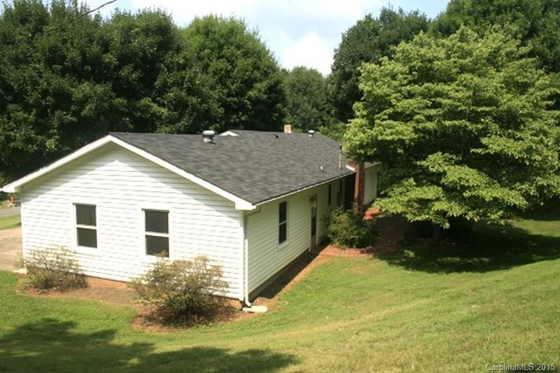 320 Tatum Rd, Olin, NC 28660