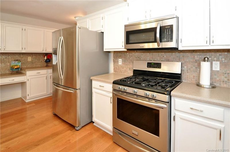 10808 Summitt Tree Ct, Charlotte, NC 28277