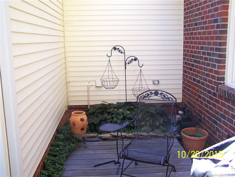 1524 Derby Downs Dr, Gastonia, NC 28056