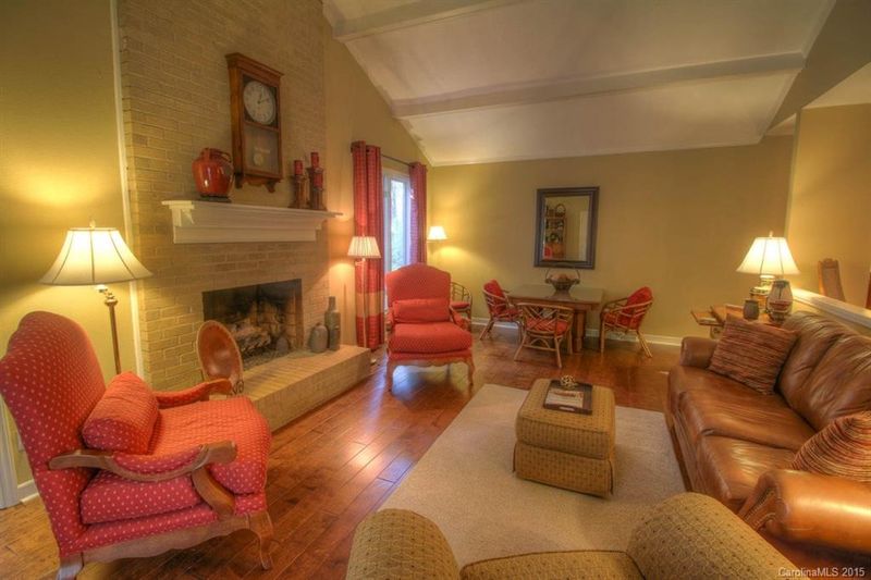 10425 Doylestown Rd, Matthews, NC 28105