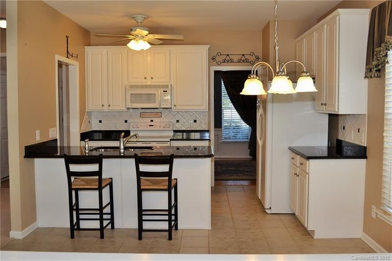 9012 Gander Dr, Charlotte, NC 28277