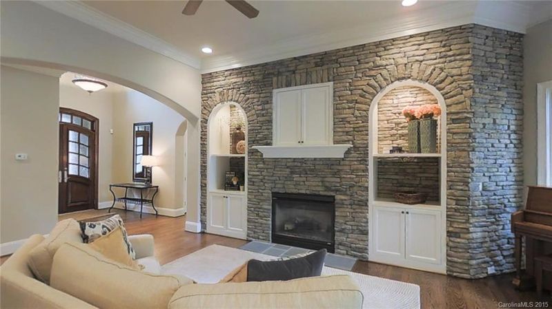 12754 Overlook Mountain Dr, Charlotte, NC 28216