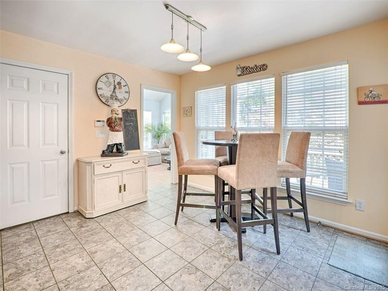 13525 Edgetree Dr, Pineville, NC 28134
