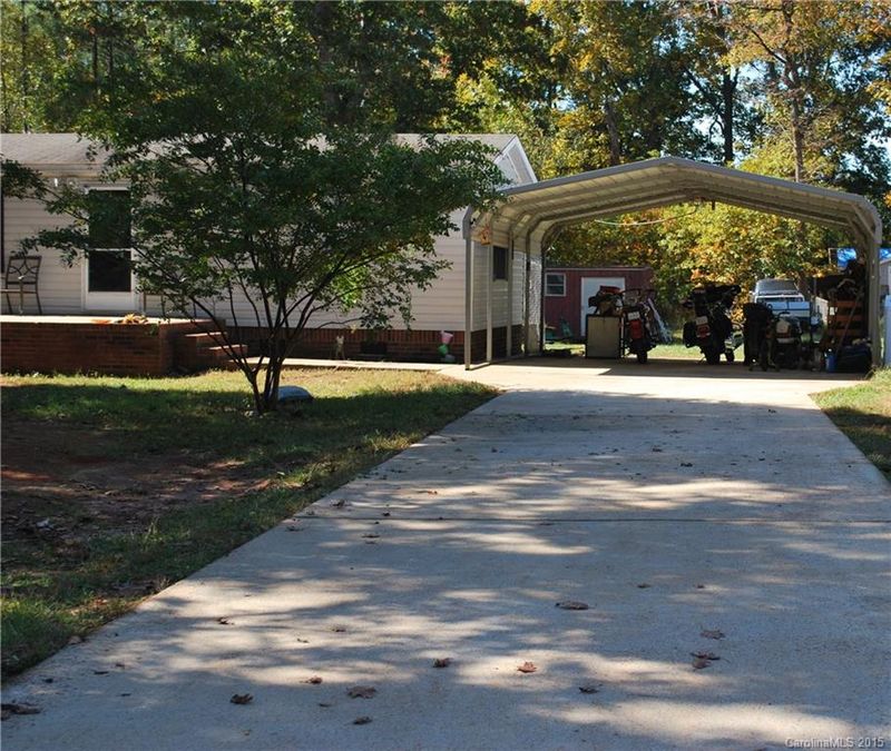 5541 Greenway Ct, Kings Mountain, NC 28086
