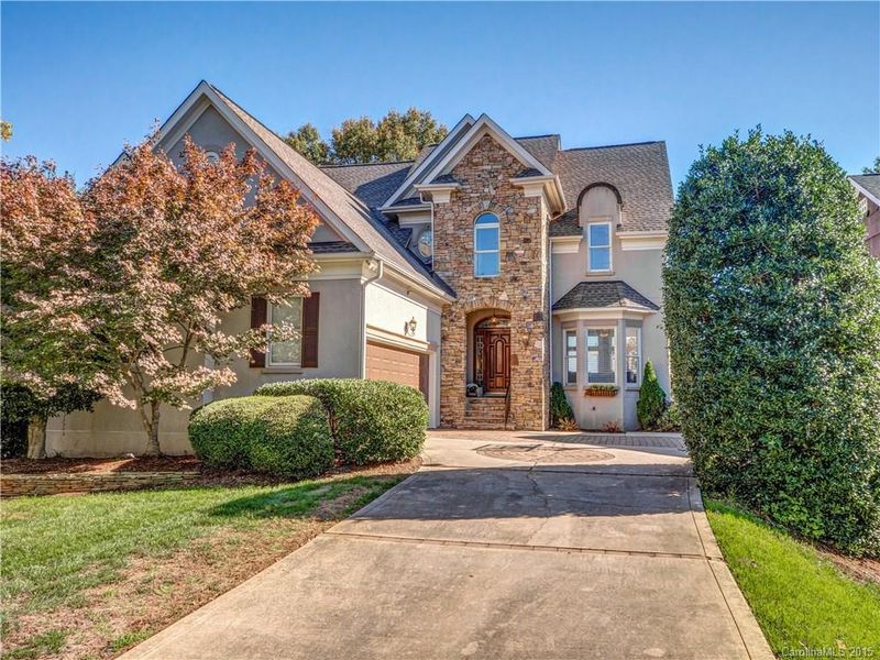 17424 Sail View Dr, Cornelius, NC 28031