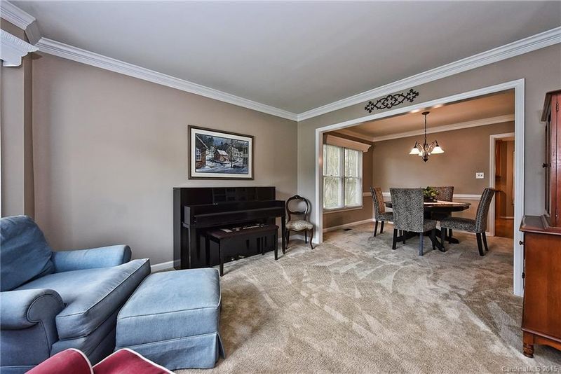 9542 Arborview Ct, Charlotte, NC 28269