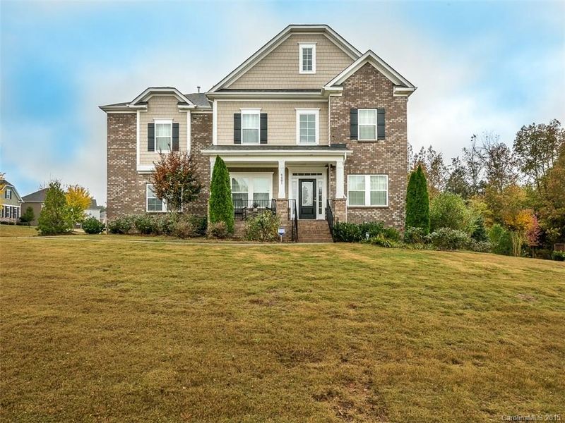 5401 Tuscany Dr, Waxhaw, NC 28173