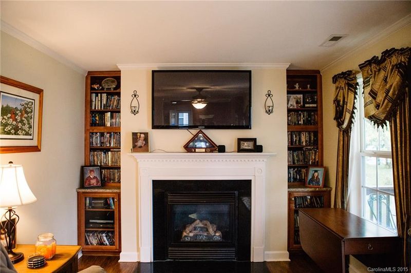 1926 Academy St, Charlotte, NC 28205