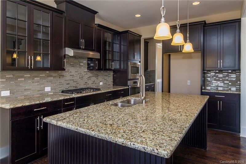 115 Heron Cove Loop #6, Mooresville, NC 28117