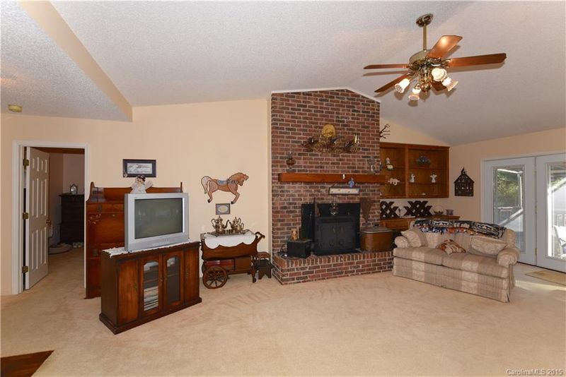 2197 Cardinal Loop, Stanley, NC 28164