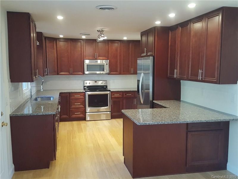 3916 Johnston Oehler Rd, Charlotte, NC 28269