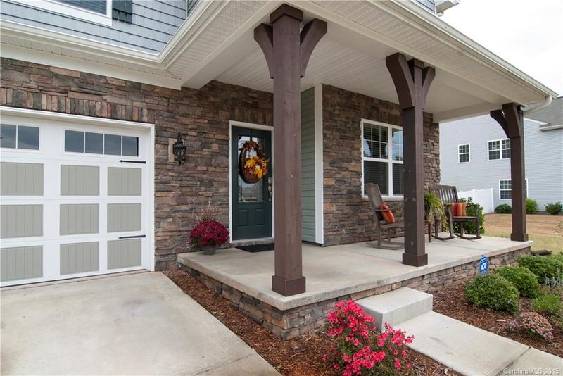115 Rougemont Ln, Mooresville, NC 28115