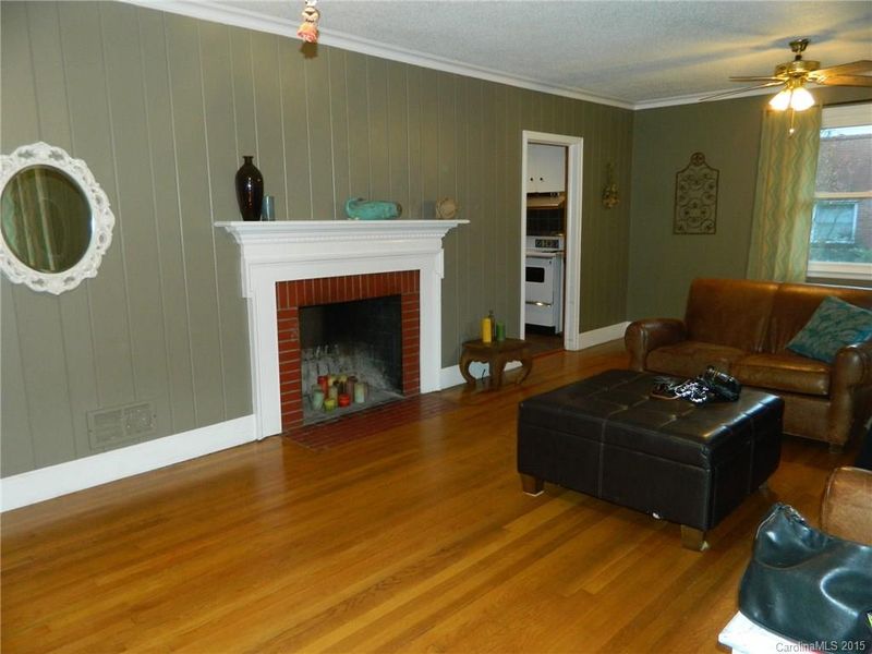 1320 Westbrook Cir, Gastonia, NC 28052