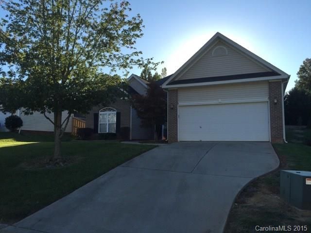 6023 Patricia Ryan Dr, Charlotte, NC 28216