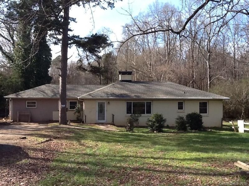 4700 Gaynelle Dr, Charlotte, NC 28215
