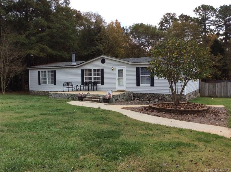 4302 Eagle Chase Dr, Charlotte, NC 28216
