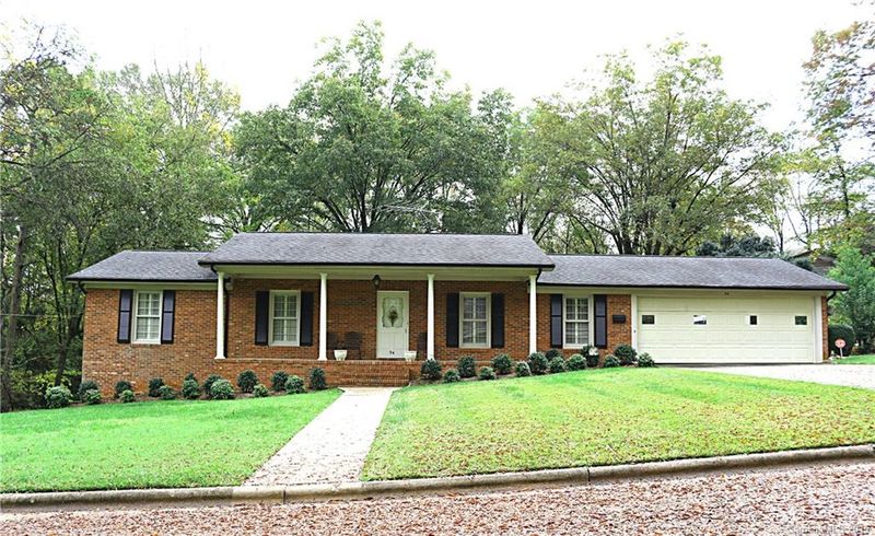 34 Ridenhour Ct, Concord, NC 28025