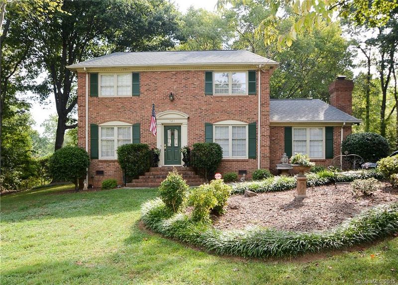 101 Chadmore Dr, Charlotte, NC 28270
