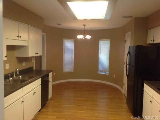1762 12th St NE #1762, Hickory, NC 28601