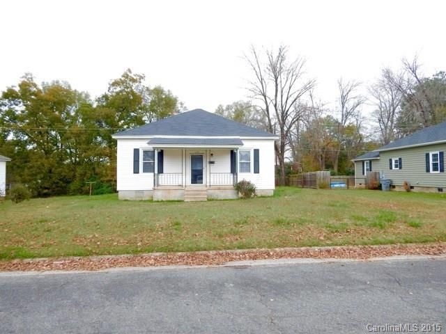 110 Oak St, Clover, SC 29710