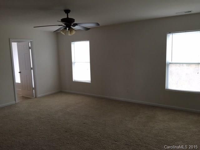 9422 Abney Ct, Charlotte, NC 28227