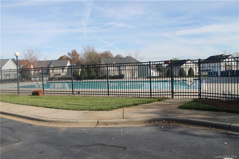 6030 Wembley Ct, Charlotte, NC 28213
