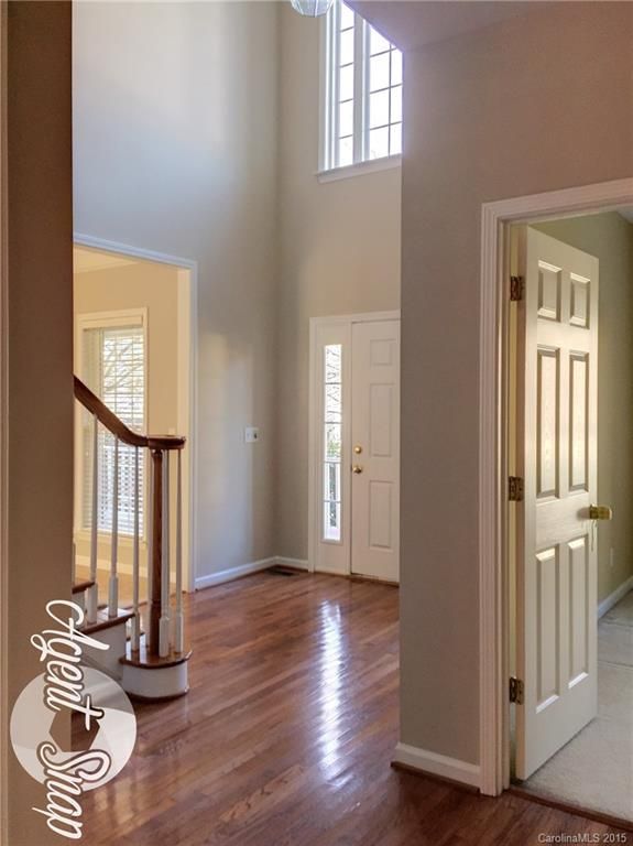 10229 Willow Rock Dr, Charlotte, NC 28277