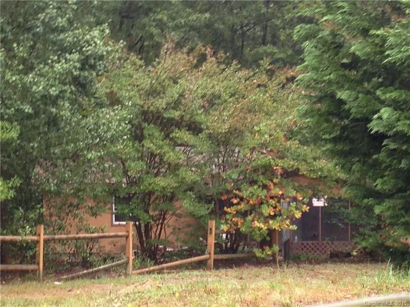 473 Low Bridge Rd, Iron Station, NC 28080