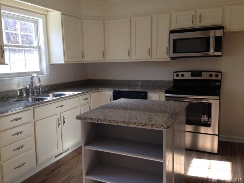 2918 Shandon Rd, Rock Hill, SC 29730