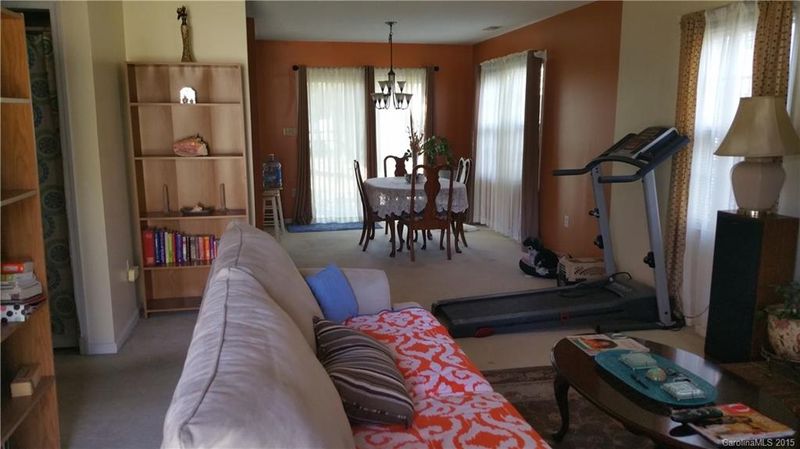 7137 Walterboro Rd, Charlotte, NC 28227
