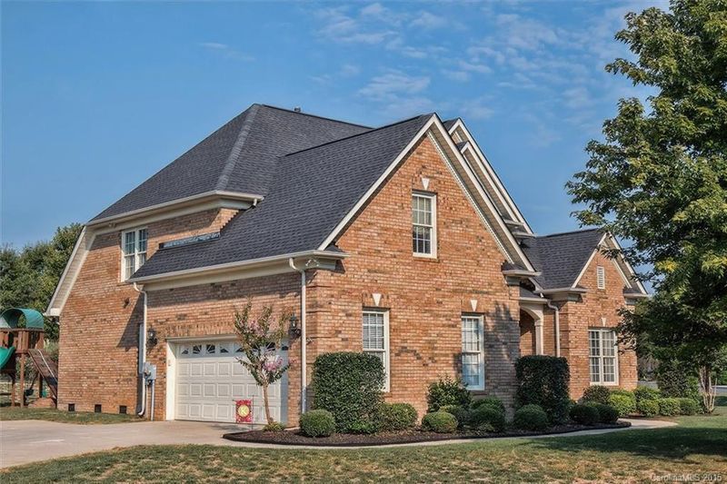 7979 Cotton St, Harrisburg, NC 28075