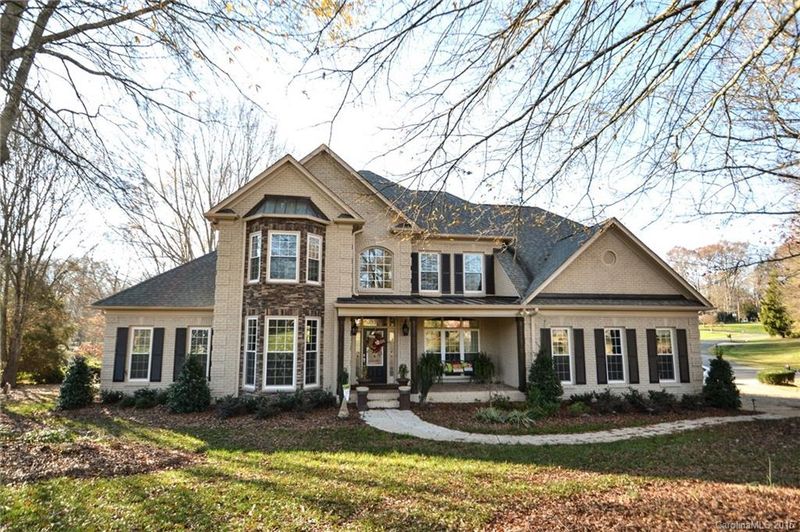 6130 Highview Rd, Matthews, NC 28104