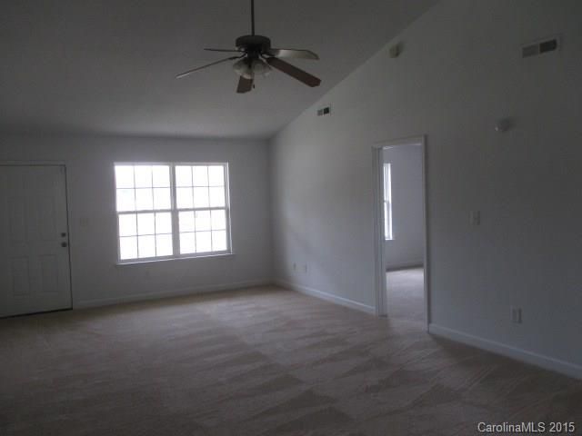 102 Babs Ct, Lincolnton, NC 28092