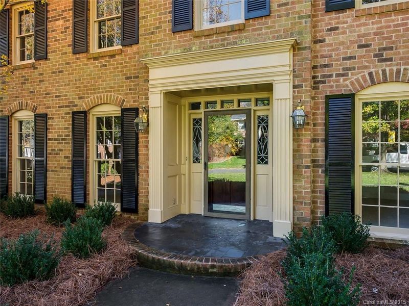 3126 Chaucer Dr, Charlotte, NC 28210