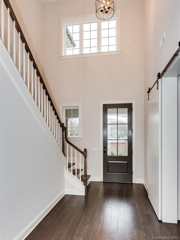 633 Briarpatch Ln, Charlotte, NC 28211