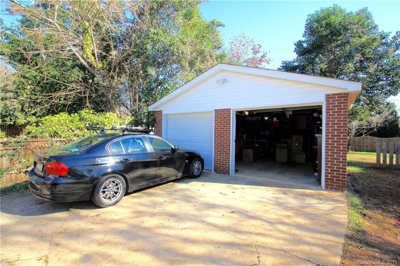 1308 Morningside Dr, Charlotte, NC 28205