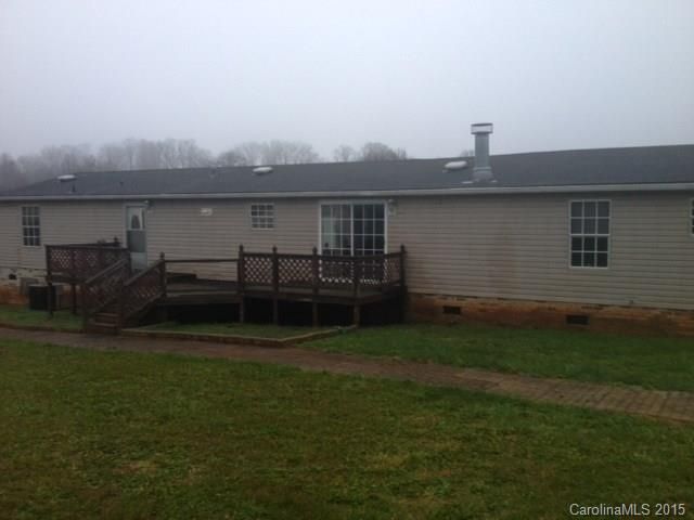 135 Flake Rd, Harmony, NC 28634