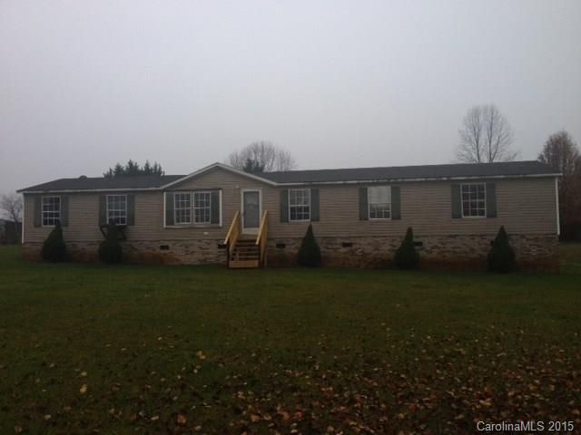 135 Flake Rd, Harmony, NC 28634