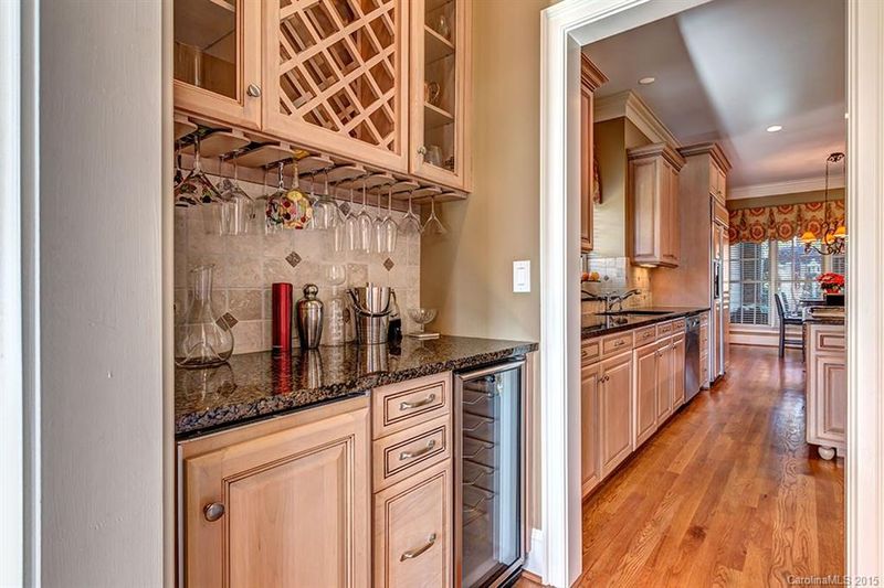 5704 Rileys Ridge Rd, Charlotte, NC 28226