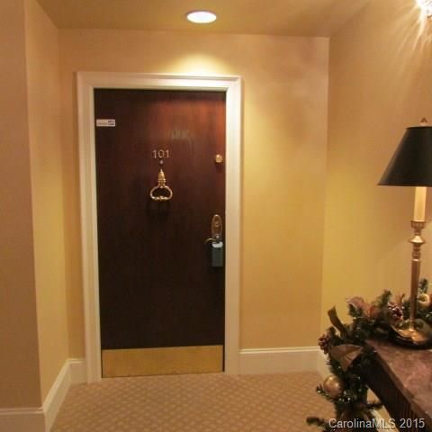 2445 Selwyn Ave #101, Charlotte, NC 28209