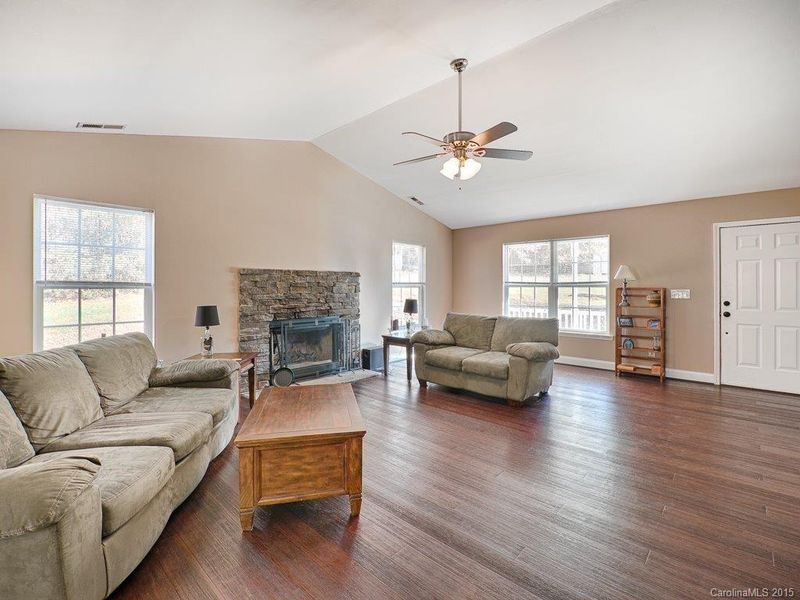 4405 Mountain Creek Rd, Iron Station, NC 28080