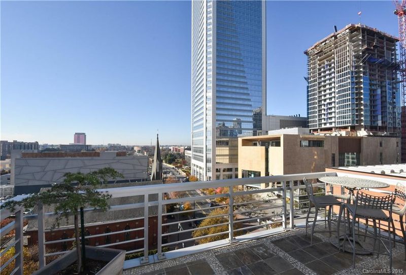 435 S Tryon St #700, Charlotte, NC 28202