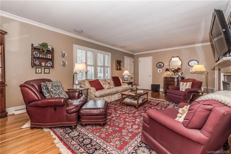 4230 Castlewood Rd, Charlotte, NC 28209